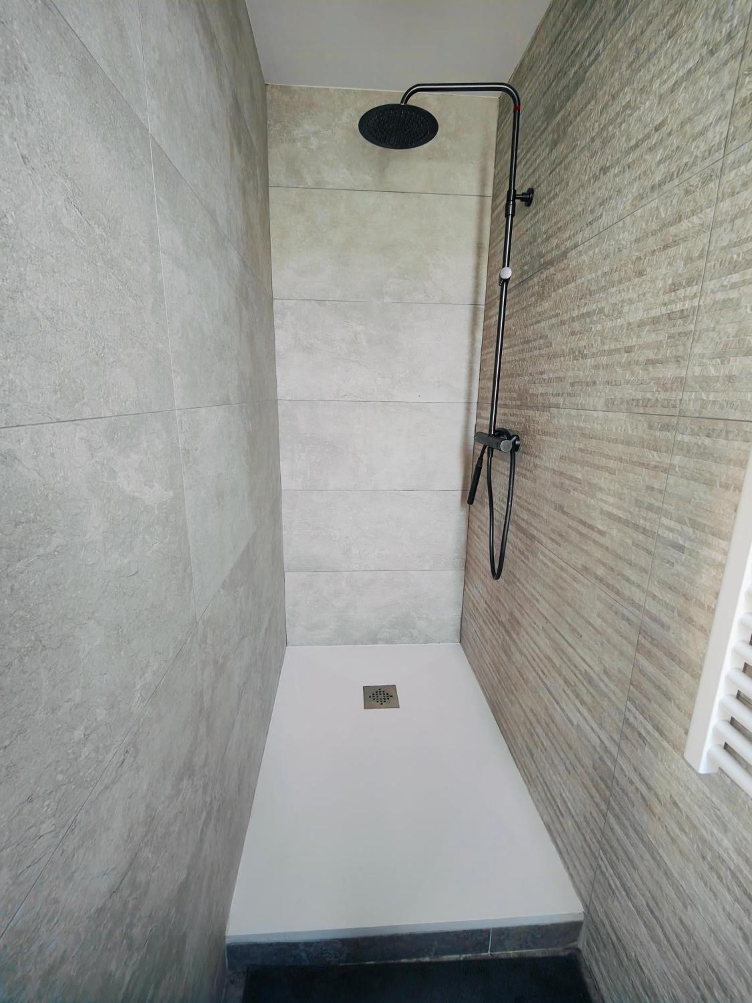 Self-Checkin Town House - Rooms To Rent In A Beautiful Modern Town House - Not A Hotel - Location De Chambres Avec Arrivee En Autonomie - Extra Fee For Sheets And Towels - Private Parking - Check Your Plateform Inbox And Follow Check-In Instructions Saint-Romain-en-Gal المظهر الخارجي الصورة